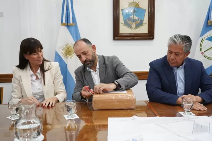 Licitación pública: Moquehue tendrá un nuevo espacio comunitario y deportivo