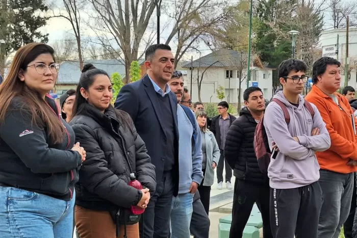 Región Alto Neuquén: Más de 500 estudiantes comenzaron su curso nivelatorio en Chos Malal y Andacollo