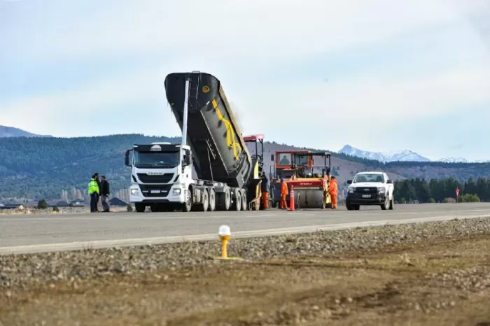 Conectividad aérea: Alistan el aeropuerto Chapelco para la temporada invernal