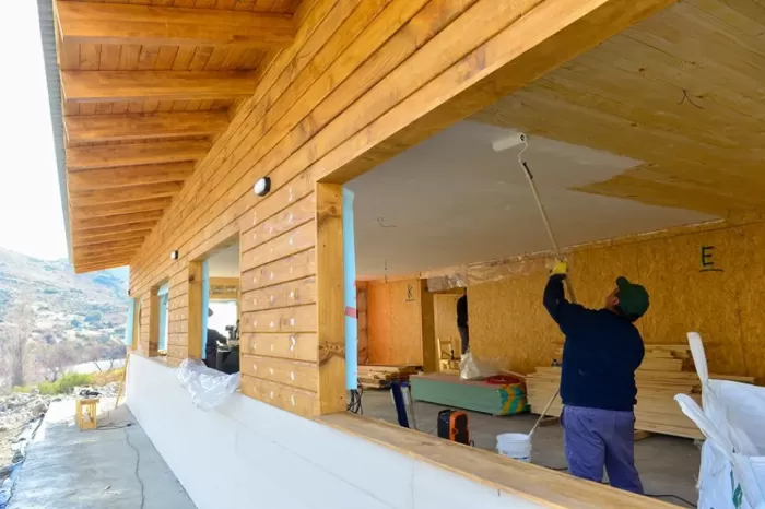 Desarrollo equilibrado: Avanza la construcción de un parador turístico en la nueva ruta escénica