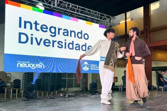Mes del Orgullo LGBT+: “Integrando Diversidades” propone talleres, feria de emprendedores y shows artísticos
