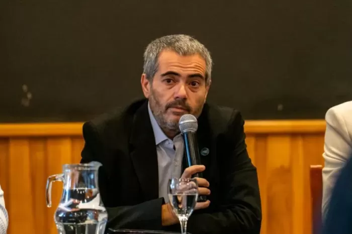 En Buenos Aires: Capiet firmó el contrato con la nueva concesionaria de Chapelco