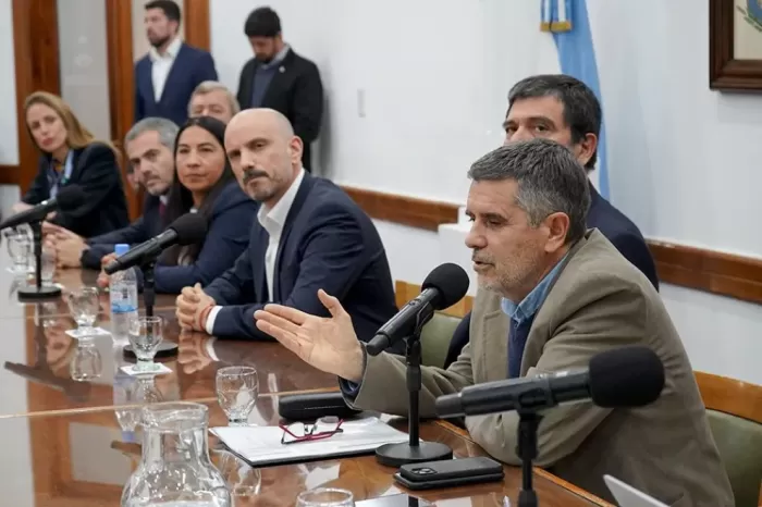 Cuyín Manzano: Construirán la pasarela esperada por más de 30 años
