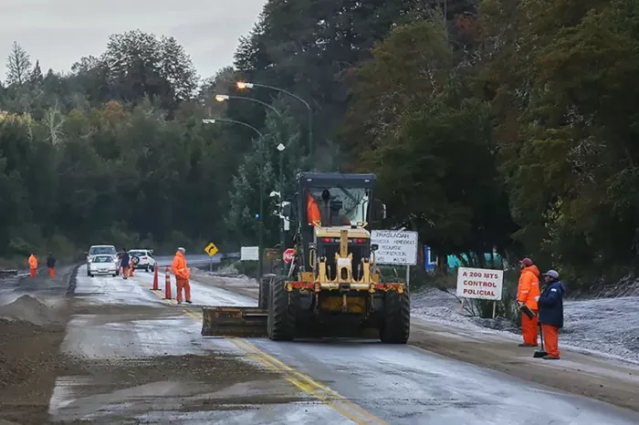 Acceso al cerro Bayo, no habilitado para vehículos de gran porte