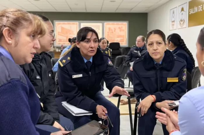 Fortalecen la perspectiva de género en la Policía del Neuquén