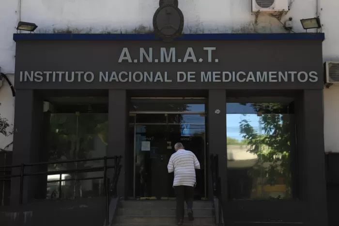 ANMAT prohíbe la comercialización de un suplemento alimenticio importado ilegalmente