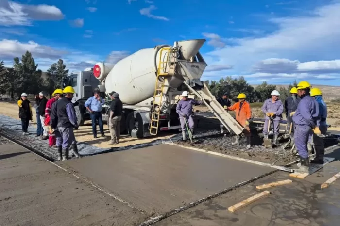 Infraestructura educativa: Comenzó la construcción de la escuela secundaria en Chorriaca