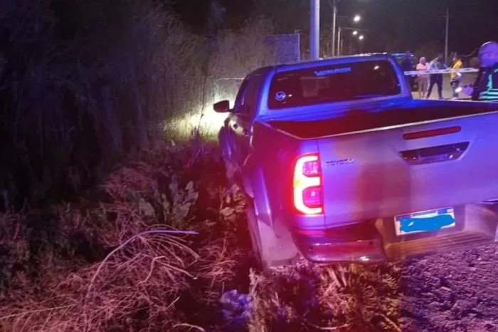 Hallaron a un empresario muerto dentro de una camioneta y detuvieron a un sospechoso