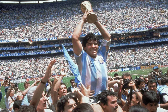 Se cumplen 65 años del nacimiento de Diego Armando Maradona