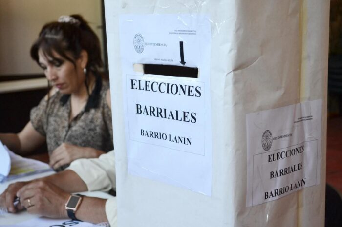 Junta Electoral Revisó el Proceso Eleccionario en Barrio Lanín Tras Elección Democrática