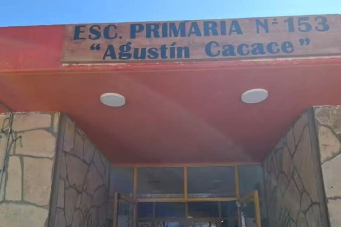 Suspenden las clases en la Escuela 153, tras agresiones verbales a la directora por el traslado al barrio Nehuén Che