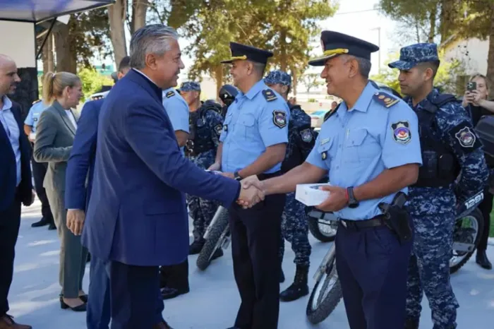 Con más equipamiento refuerzan la eficiencia de los patrullajes de la Policía