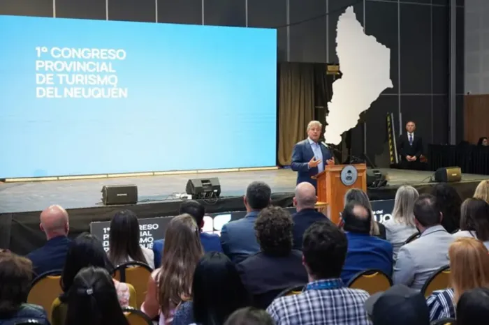 Congreso Provincial de Turismo: Figueroa llamó a “jugar en equipo” para posicionar a Neuquén