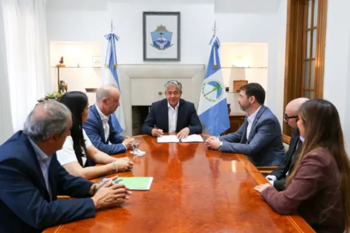 Tecnología y software: Firmaron un convenio con Naciones Unidas para fortalecer la educación digital