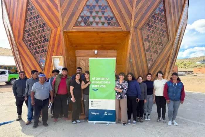 Turismo desarrolló capacitaciones en Plottier y Santo Tomás