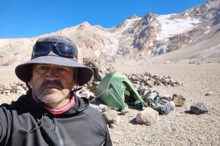Histórico hito en el norte neuquino: Horacio “Beto” Fuentes conquista por centésima vez la cima del volcán Domuyo