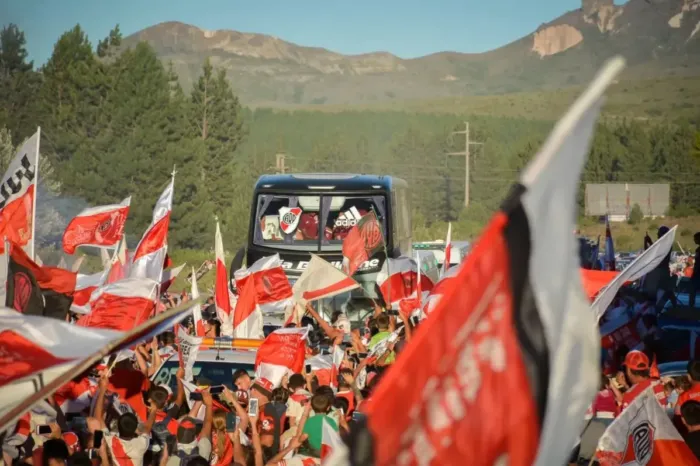 River Plate llega mañana viernes a San Martín de los Andes para la pretemporada 2026