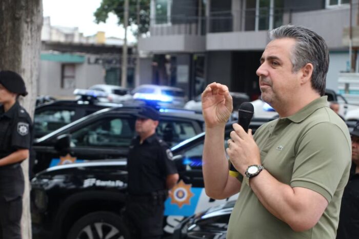Crece la tensión en Santa Fe por la protesta de policías: denuncian falta de diálogo y la Provincia impuso sanciones