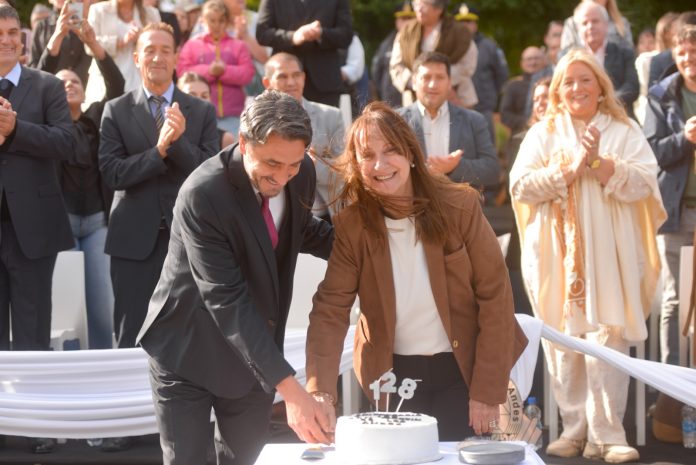 Desfile y festival artístico para celebrar los 128 años de San Martín de los Andes