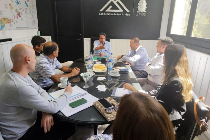 Reunión de Provincia, Municipio y Expreso Los Andes con agenda sobre el transporte urbano