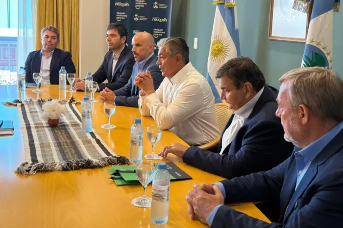 Figueroa reunió nuevamente a la Mesa de Competitividad de Vaca Muerta: “Estamos haciendo todos un esfuerzo compartido”