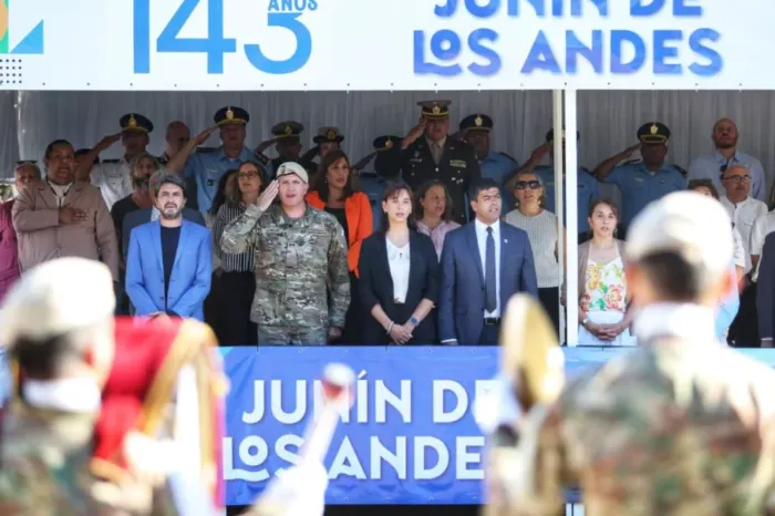 Junín de los Andes celebró su aniversario con anuncios estratégicos en infraestructura, agua y desarrollo urbano