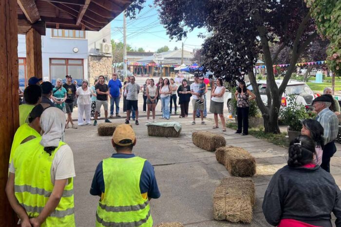 Entre Trabajadores nos reconocemos y valoramos: entre vecinos nos tenemos que cuidar