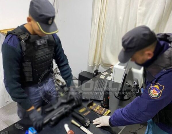 Demoran a cuatro hombres y secuestran armas y equipos de caza en operativo nocturno