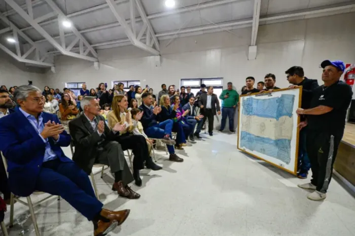 Caviahue reconstruyó su escuela y reafirmó el corazón educativo de la comunidad