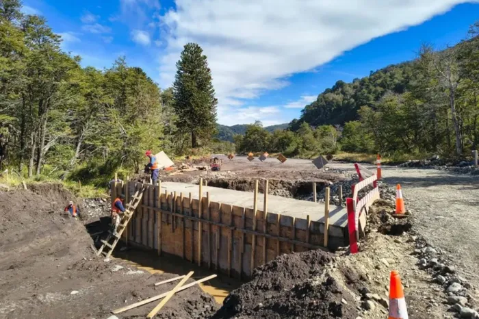 Obras viales: La pavimentación de la Ruta Provincial 60 fortalece la conexión con Chile