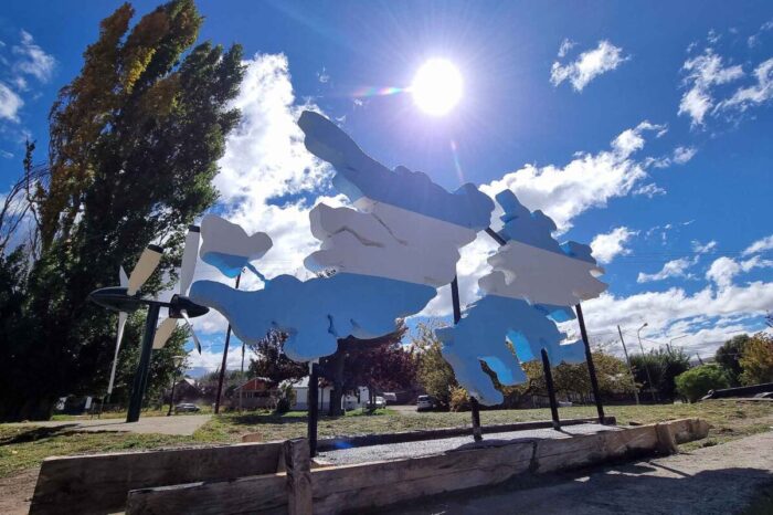 Junín de los Andes honra la memoria: la Plaza 2 de Abril se prepara para un nuevo homenaje a los héroes de Malvinas