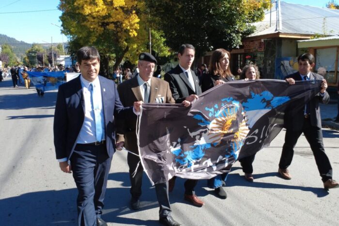 Emotivo doble homenaje en Junín de los Andes por el Día de Malvinas: encabezado por el intendente Luis Madueño y los Veteranos de Malvinas