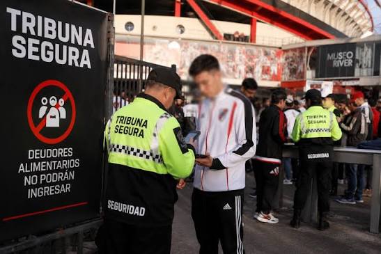 Más de 13 mil deudores alimentarios no podrán ingresar a las canchas