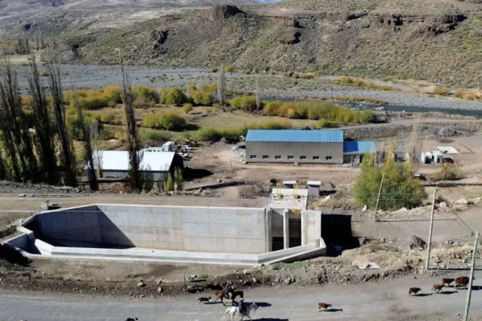 Central hidráulica Nahueve: avanza la etapa final y se prevé generar energía en 90 días