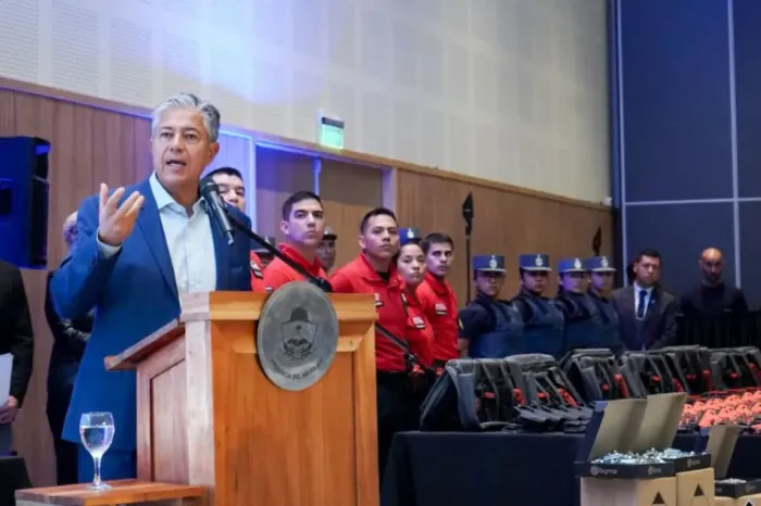 La Policía neuquina amplía su capacidad de respuesta con la incorporación de armas menos letales