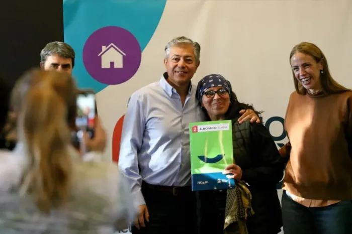 Figueroa: "La entrega de la escritura no es el final del proceso, sino el comienzo de una nueva etapa”