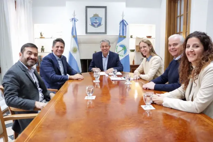 Provincia y municipio avanzan con 569 nuevos lotes con servicios en Neuquén capital