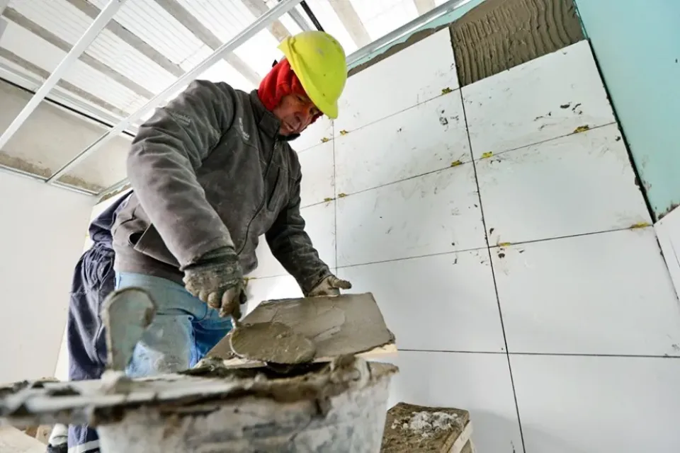 Infraestructura sanitaria: Avanza la obra del hospital para la Aluminé de hoy y del futuro