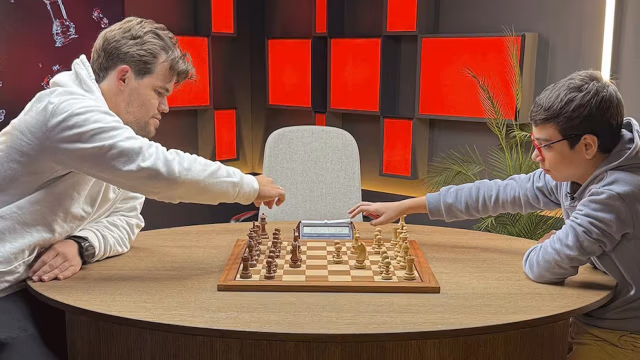 Hazaña argentina: a sus 12 años, Faustino Oro le ganó una partida al número uno del mundo, Magnus Carlsen