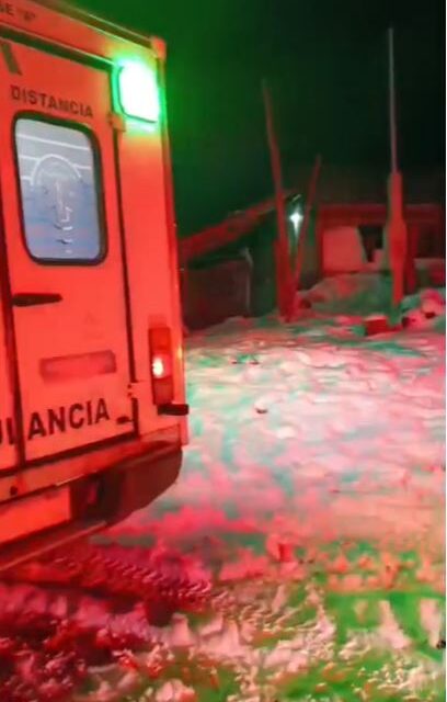 Nuevo operativo de Hospital, Protección Civil y Bomberos Voluntarios para asistir a un adulto mayor en Chiquilihuín