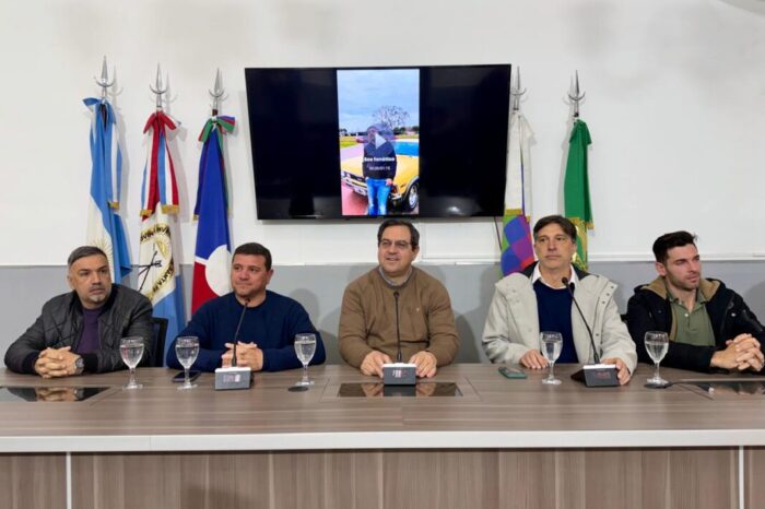 Reconquista apuesta al turismo y a la preservación del patrimonio automotor con el 4° Encuentro de Autos Clásicos y Antiguos