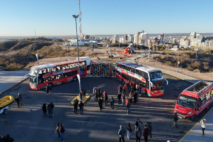 Con más de un 50% de reservas, la ciudad se prepara para un fin de semana largo con una amplia agenda de actividades