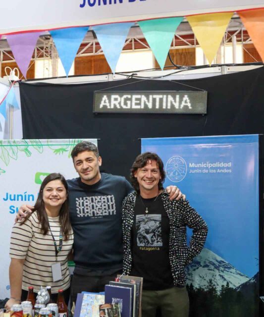 La producción de Junín de los Andes llegó a Valdivia