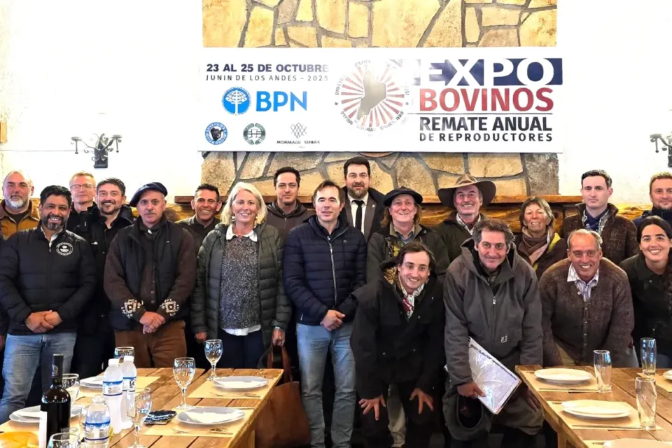 La Expo Bovinos 2026 arrancó a toda máquina: formación, genética y la agenda del campo neuquino sobre la mesa