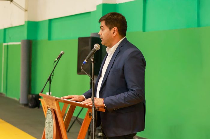 Reinauguraron el gimnasio municipal de Junín de los Andes con una inversión de $90 millones: el espacio deportivo más importantes de la ciudad (video)